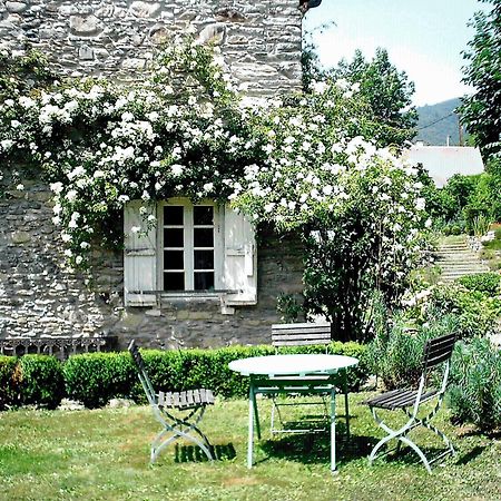 Maison Jeanne Saint-Paul-d'Oueil Luaran gambar